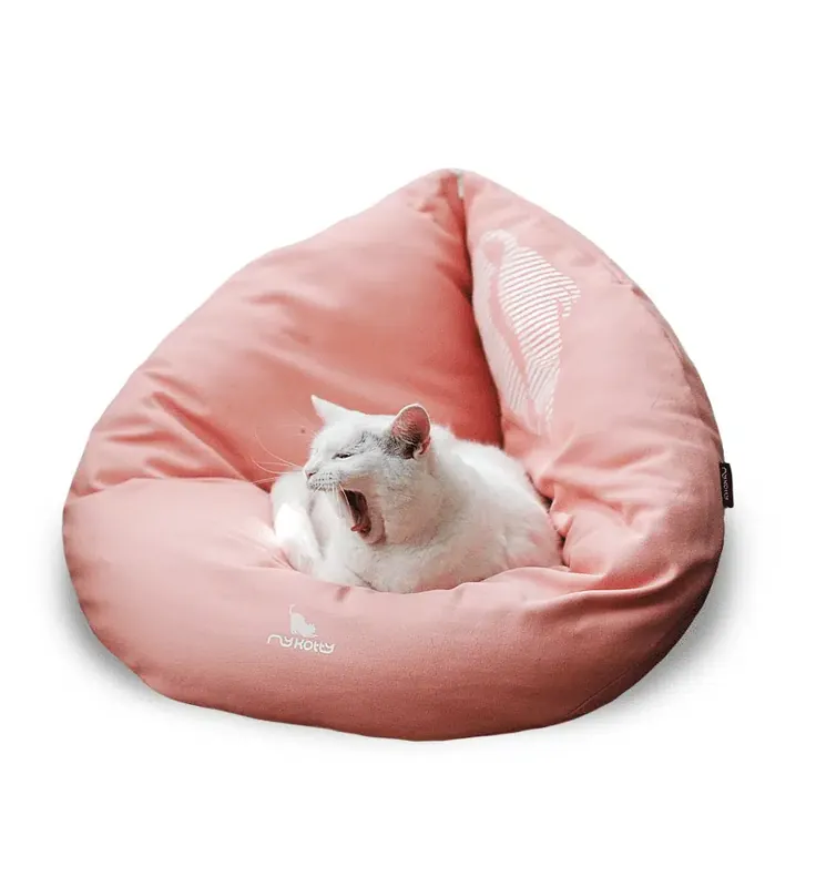 I lager | EMI modern catbed rose